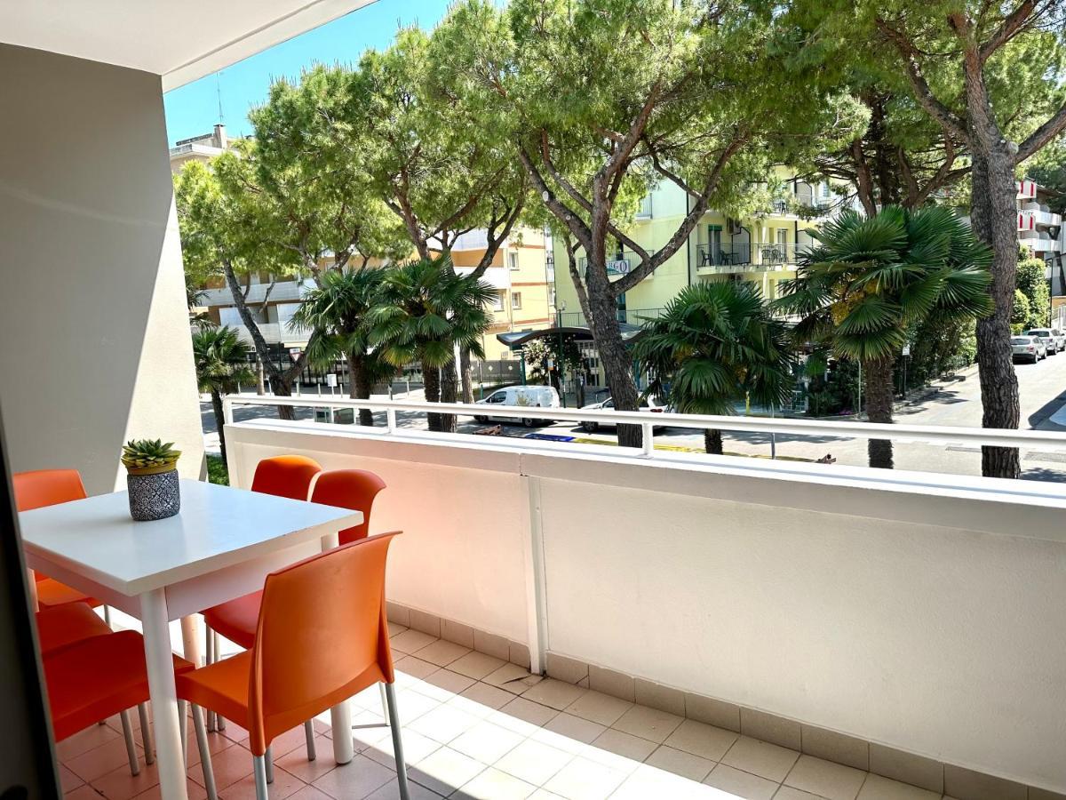Apartament Sabbiadoro Center Lignano Sabbiadoro Exterior foto